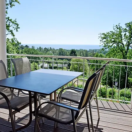 Appartementhaus Mit Meerblick Im Ostseebad Goehren Ho Villa *