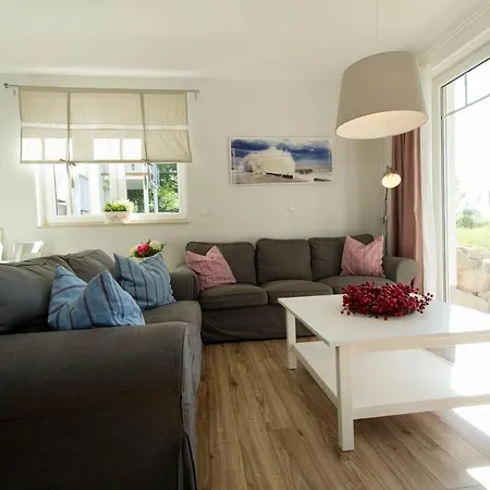 Appartementhaus Mit Meerblick Im Ostseebad Goehren Ho Villa Goehren (Ruegen)