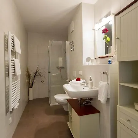 Appartementhaus Mit Meerblick Im Ostseebad Ho Willa