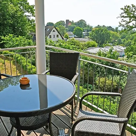 Appartementhaus Mit Meerblick Im Ostseebad Goehren Ho Villa Goehren (Ruegen)
