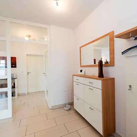 Willa Appartementhaus Mit Meerblick Im Ostseebad Ho