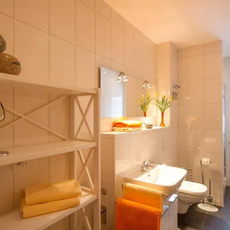 Appartementhaus Mit Meerblick Im Ostseebad Ho Willa *