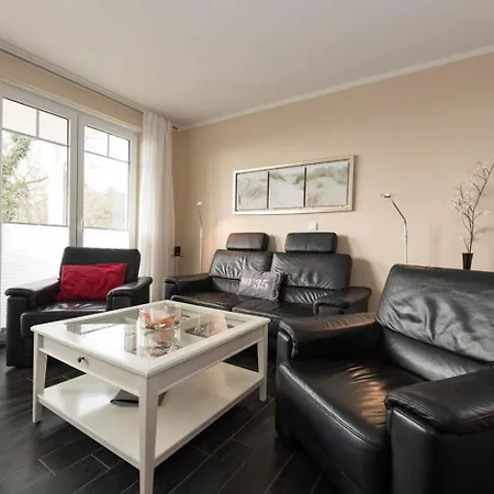 Willa Appartementhaus Mit Meerblick Im Ostseebad Ho