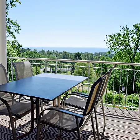 Willa Appartementhaus Mit Meerblick Im Ostseebad Ho