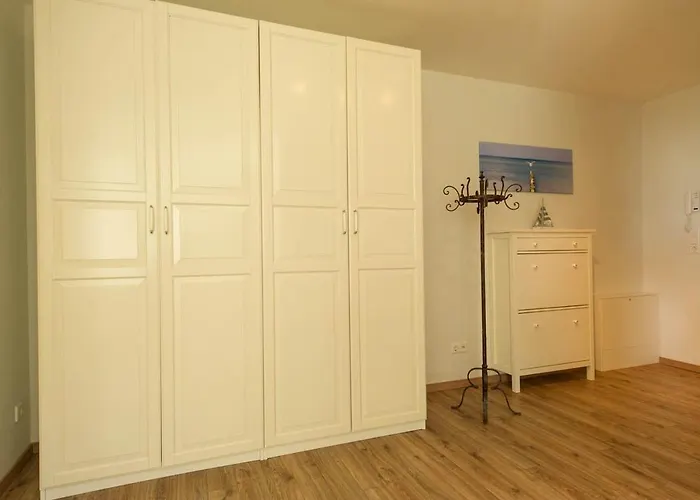 Appartementhaus Mit Meerblick Im Ostseebad Ho * Гёрен