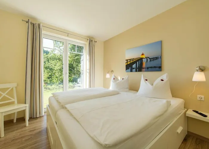 Вилла Appartementhaus Mit Meerblick Im Ostseebad Ho