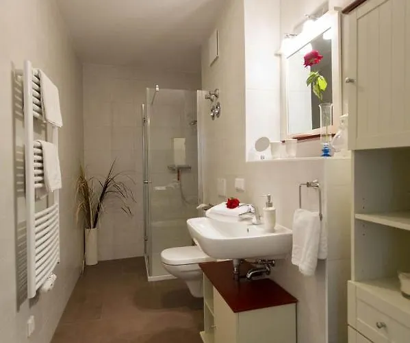 Appartementhaus Mit Meerblick Im Ostseebad Ho Вилла