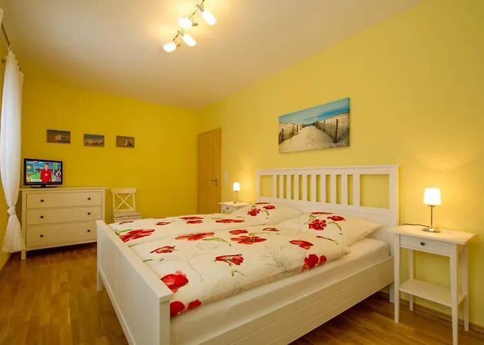 Appartementhaus Mit Meerblick Im Ostseebad Ho Гёрен