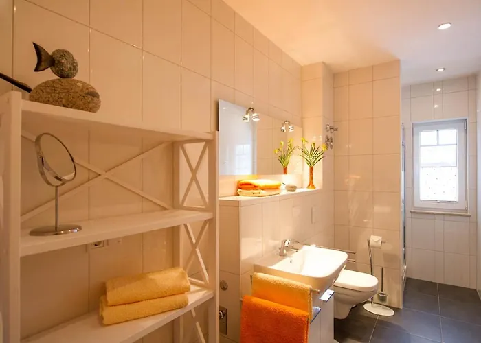 Appartementhaus Mit Meerblick Im Ostseebad Ho Вилла *