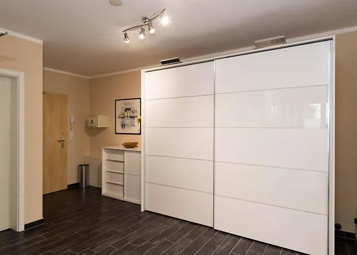 Appartementhaus Mit Meerblick Im Ostseebad Ho Вилла Гёрен