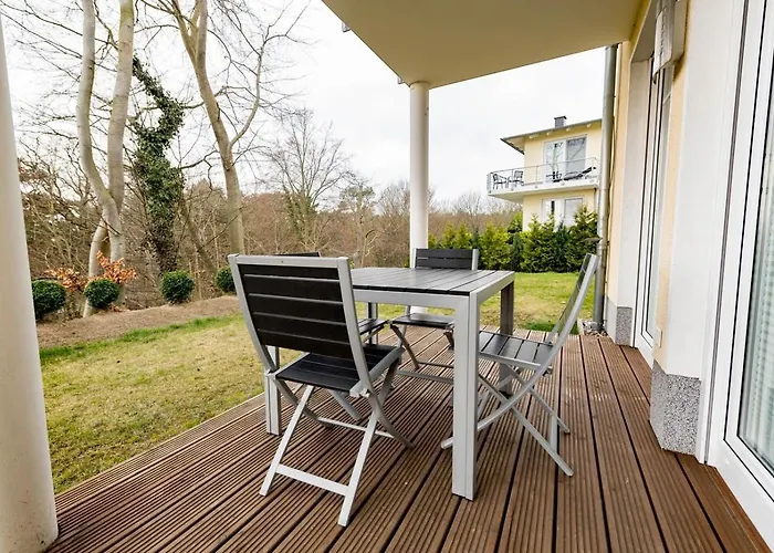 Appartementhaus Mit Meerblick Im Ostseebad Ho Вилла Гёрен
