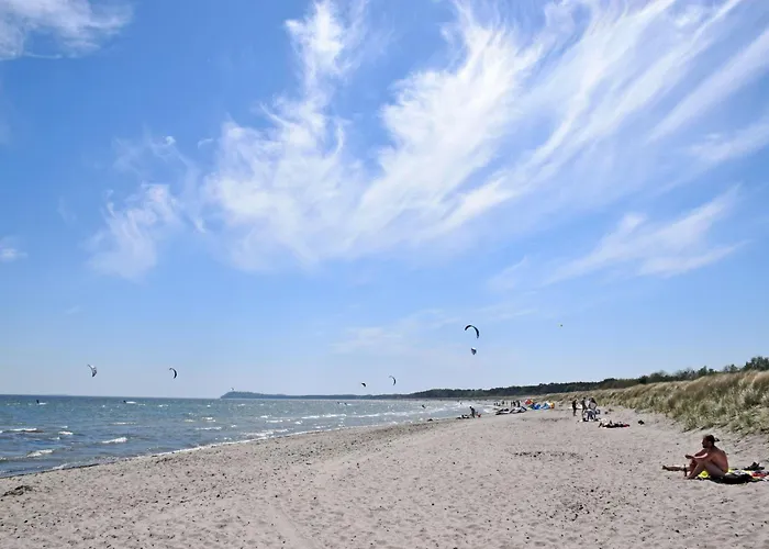 Appartementhaus Mit Meerblick Im Ostseebad Ho Гёрен
